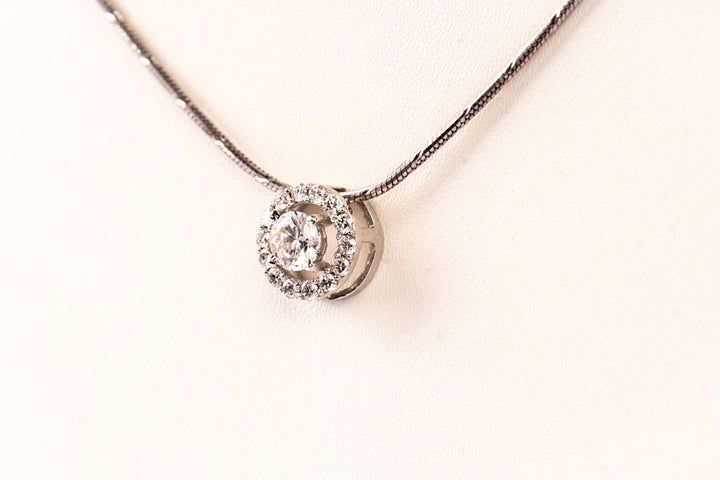 Halo Solitaire Pendant